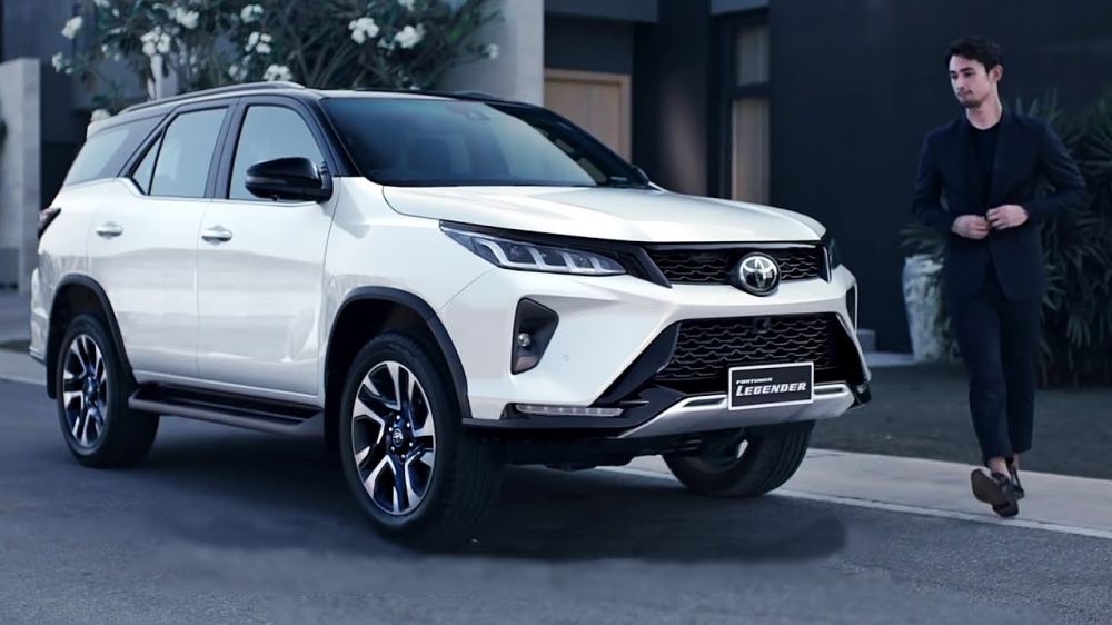 Trung bình một tháng chủ xe sẽ phải chi ra từ 8-9 triệu đồng để nuôi xe Toyota Fortuner.