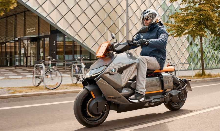 BMW CE-04 có giá bán gần 300 triệu đồng tại Mỹ BMW CE-04 có giá bán gần 300 triệu đồng tại Mỹ