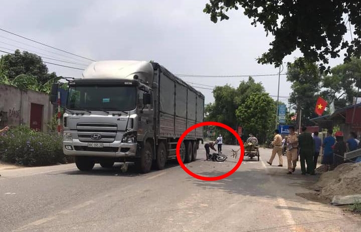 Vụ tai nạn làm 1 người tử vong, người còn lại bị chấn thương nặng Vụ tai nạn làm 1 người tử vong, người còn lại bị chấn thương nặng