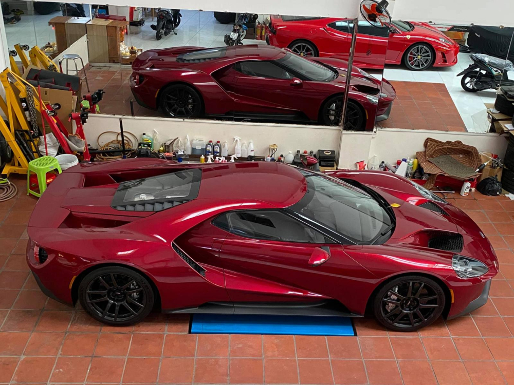Khó mua như siêu xe triệu đô Ford GT thế hệ mới xuất hiện ở Sài thành Khó mua như siêu xe triệu đô Ford GT thế hệ mới xuất hiện ở Sài thành