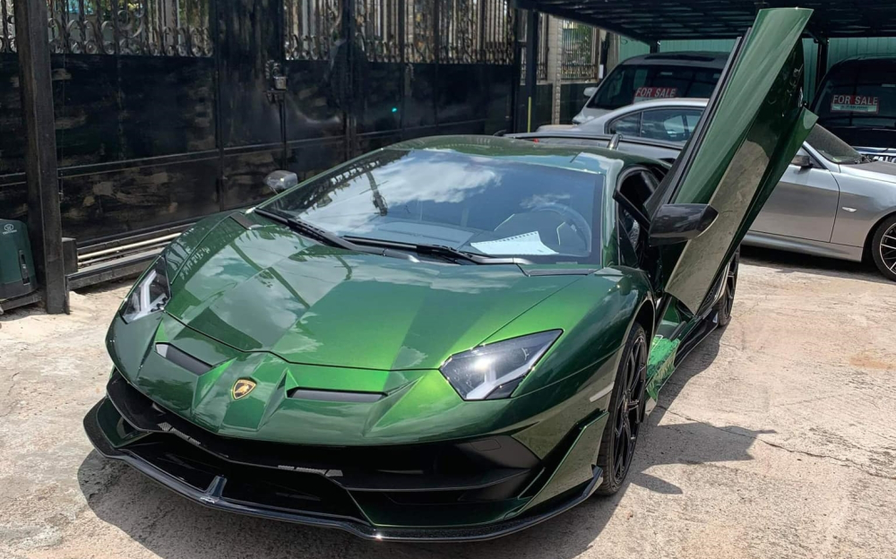 Hiện giới mê xe đang chờ hình ảnh siêu xe Lamborghini Aventador LP770-4 SVJ về garage của đại gia lan đột biến Hiện giới mê xe đang chờ hình ảnh siêu xe Lamborghini Aventador LP770-4 SVJ về garage của đại gia lan đột biến