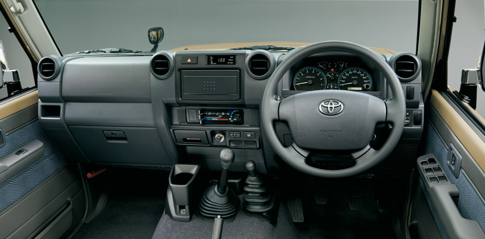 Nội thất xe Toyota Land Cruiser Nội thất xe Toyota Land Cruiser