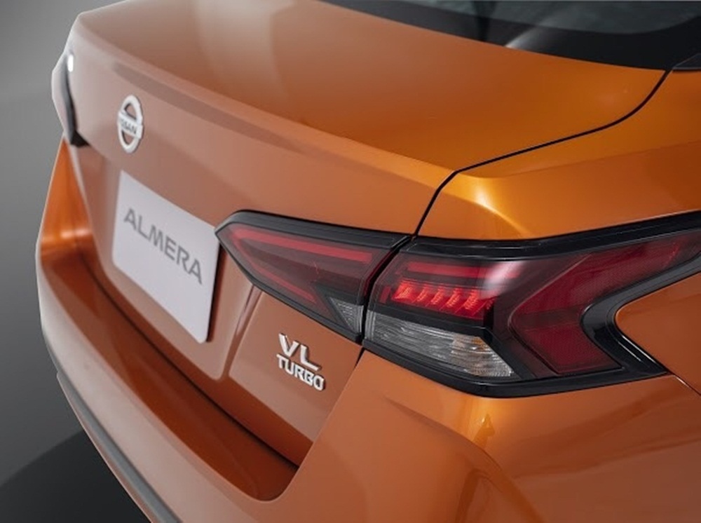 Cụm đèn hậu phía sau Nissan Almera 2021 được trang bị công nghệ LED Cụm đèn hậu phía sau Nissan Almera 2021 được trang bị công nghệ LED
