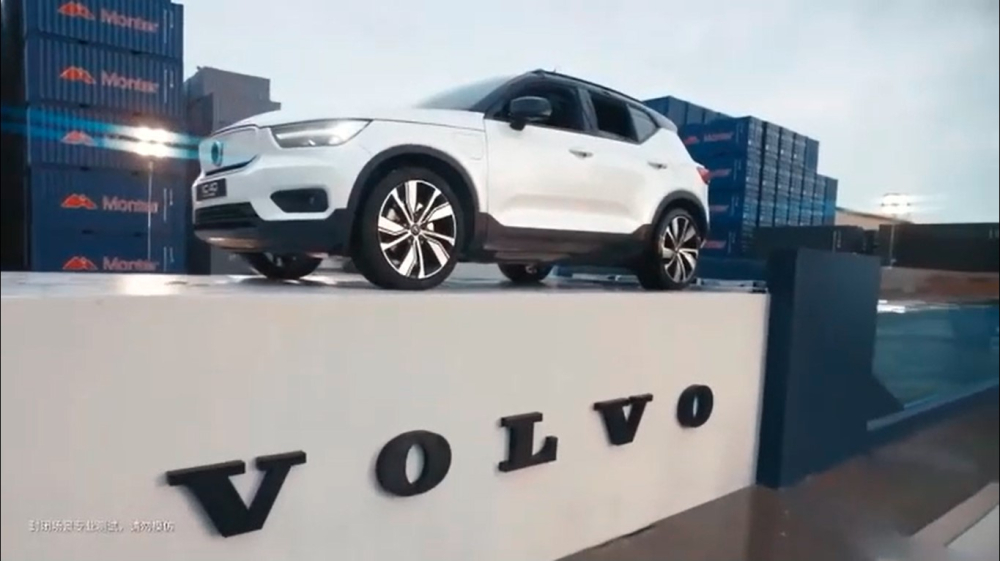Chiếc Volvo XC40 Recharge vẫn chạy được sau khi bị ngâm nước nửa ngày Chiếc Volvo XC40 Recharge vẫn chạy được sau khi bị ngâm nước nửa ngày