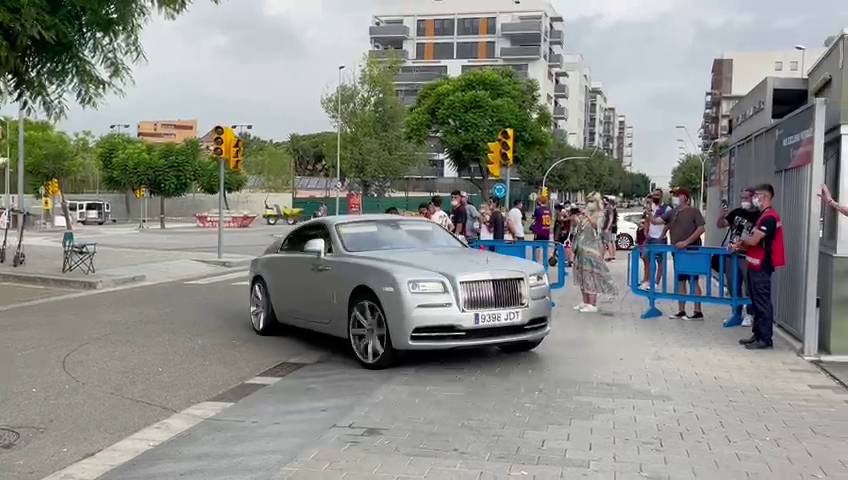 Griezmann circula con su RollsRoyce de 340000 euros con la ITV caducada