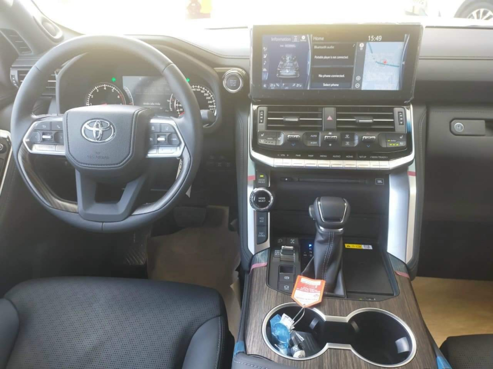 Toyota Land Cruiser thế hệ mới có màn hình giải trí 12,3 inch cùng với nhiều thay đổi khác Toyota Land Cruiser thế hệ mới có màn hình giải trí 12,3 inch cùng với nhiều thay đổi khác