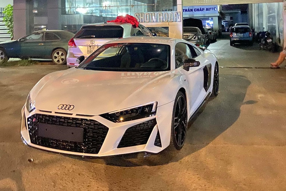 Audi R8 đời mới đầu tiên về nước thuộc bản Performance 2021 Audi R8 đời mới đầu tiên về nước thuộc bản Performance 2021