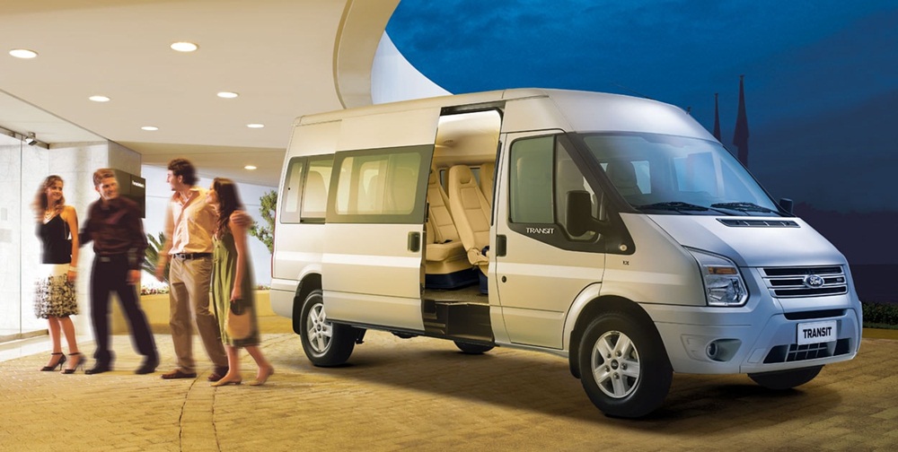 Giá xe Ford Transit khởi điểm từ 798 triệu đồng Giá xe Ford Transit khởi điểm từ 798 triệu đồng