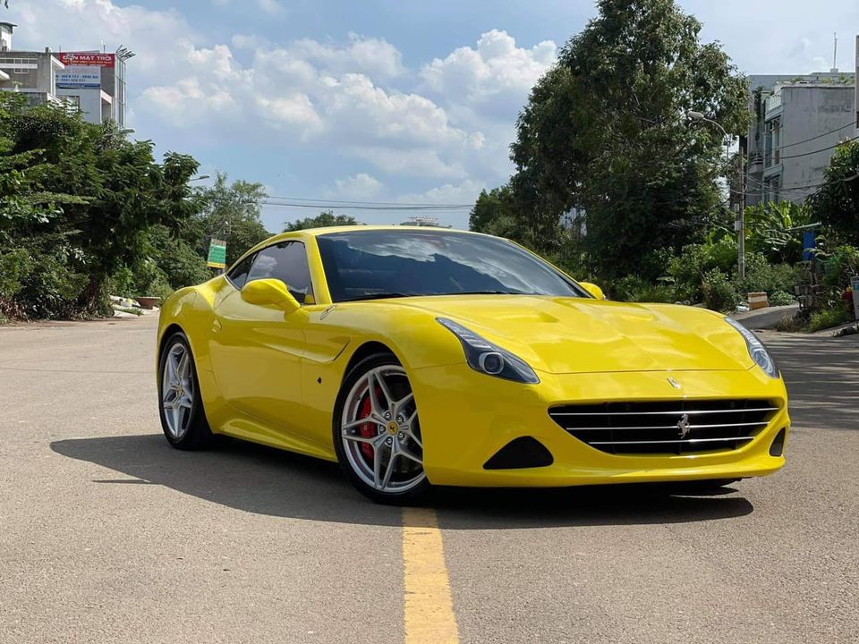 Ferrari California T nhanh chóng được đại gia rước trước khi Tp.HCM thực hiện ai ở đâu ở yên đó