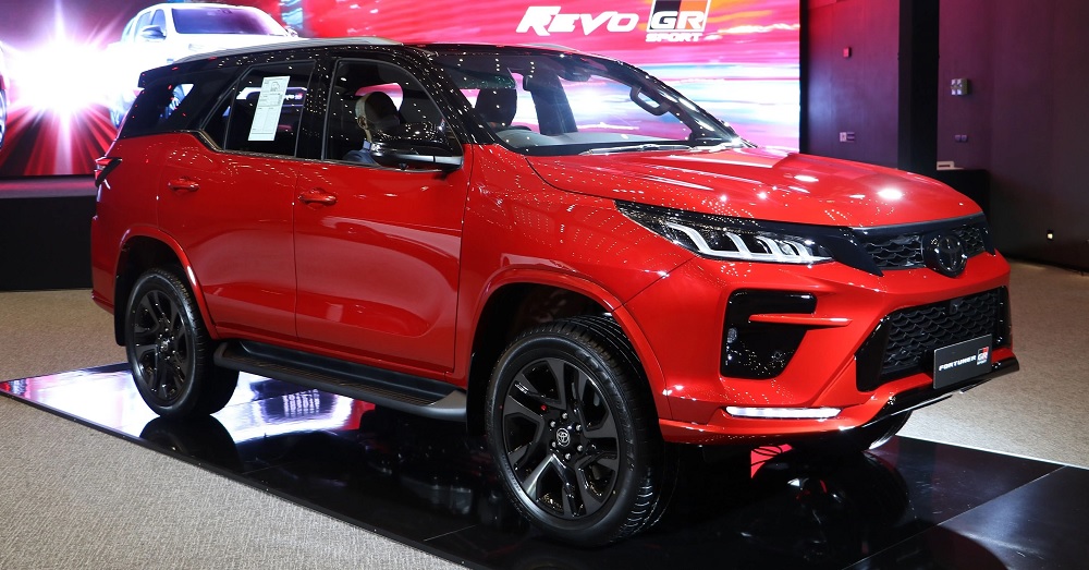 Toyota Fortuner GR Sport 2021 dành cho Thái Lan Toyota Fortuner GR Sport 2021 dành cho Thái Lan
