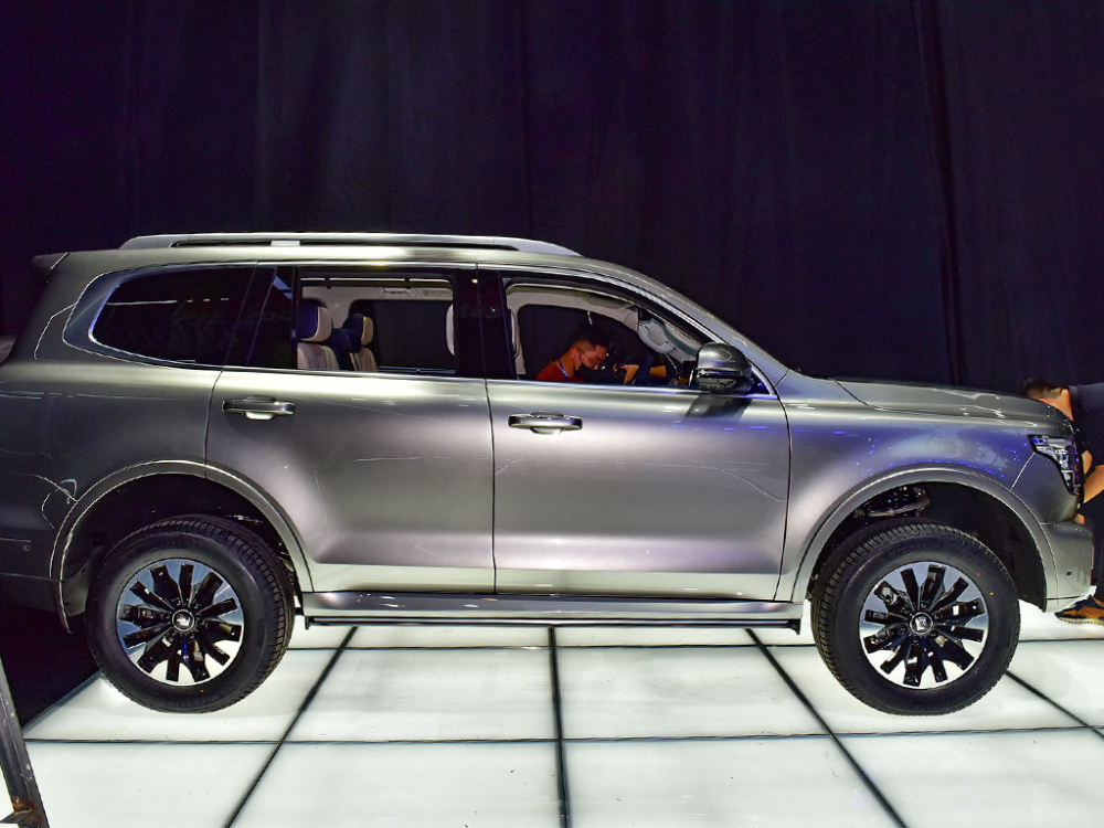 Great Wall Tank 500 2022 là SUV 7 chỗ mới, cạnh tranh với Toyota Land Cruiser