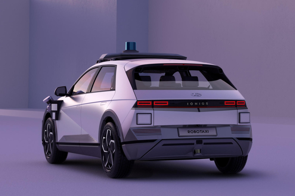 Phía sau của Robotaxi Ioniq 5 Phía sau của Robotaxi Ioniq 5