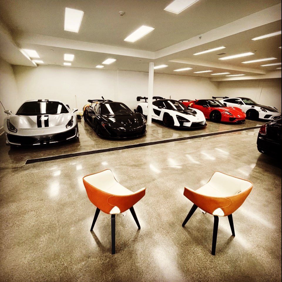 Siêu xe Ferrari 488 Pista được anh Hiệp mua chính hãng từ năm ngoái Siêu xe Ferrari 488 Pista được anh Hiệp mua chính hãng từ năm ngoái