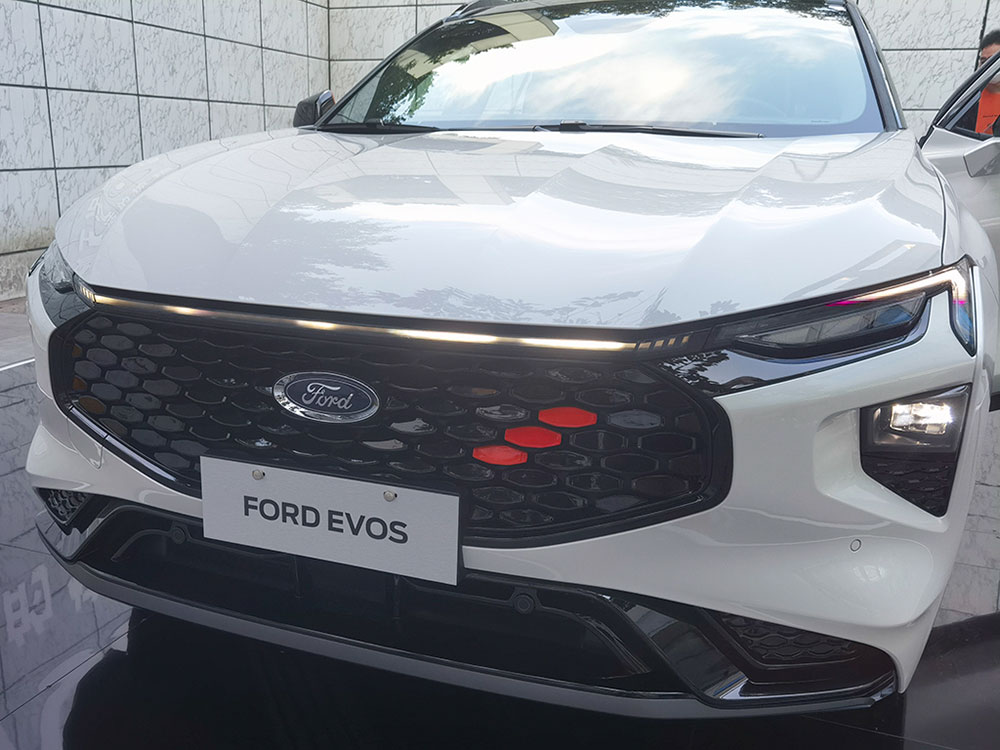 Cận cảnh thiết kế đầu xe của Ford Evos 2022