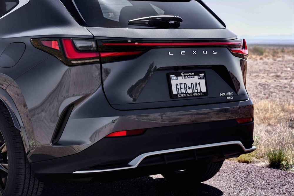 Thiết kế đằng sau của Lexus NX 2022 Thiết kế đằng sau của Lexus NX 2022