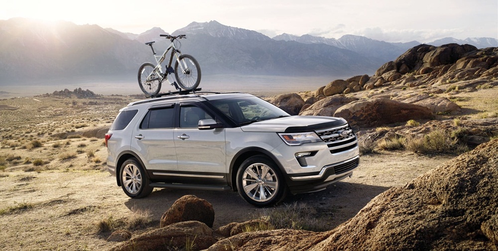 Mẫu SUV Ford Explorer 2021
