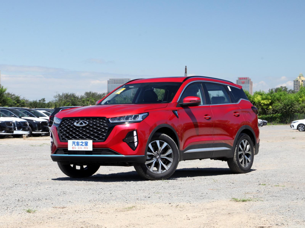 Phía trước của Chery Tiggo 7 Plus Phía trước của Chery Tiggo 7 Plus