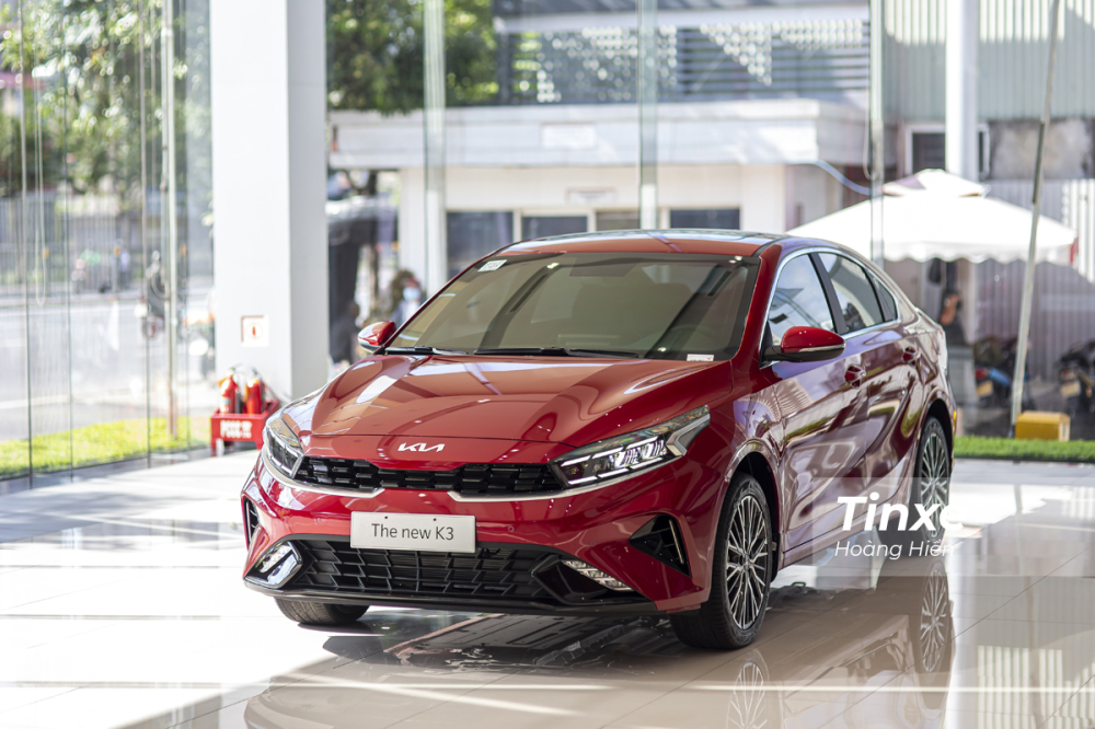 Điểm khác biệt lớn nhất của KIA K3 mới chính là ở những đường nét thiết kế ngoại thất bên ngoài.