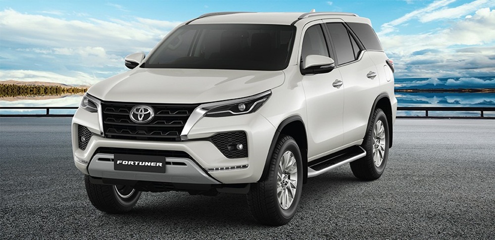 Fortuner 2.7AT được trang bị bộ mâm 18 inch Fortuner 2.7AT được trang bị bộ mâm 18 inch