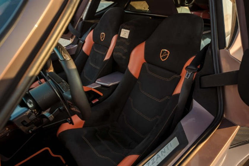 Nội thất của Mazzanti Evantra Pura Nội thất của Mazzanti Evantra Pura