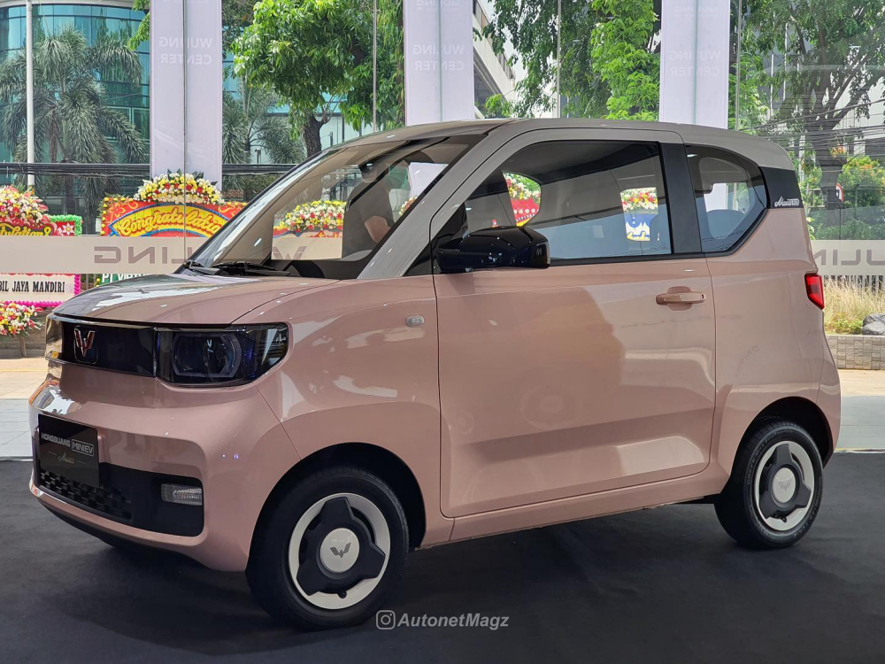 Wuling Hongguang Mini EV sở hữu kích thước nhỏ bé Wuling Hongguang Mini EV sở hữu kích thước nhỏ bé