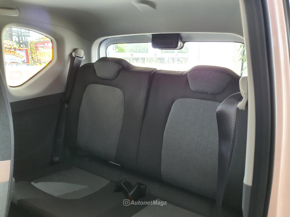 Hàng ghế sau của Wuling Hongguang Mini EV Hàng ghế sau của Wuling Hongguang Mini EV