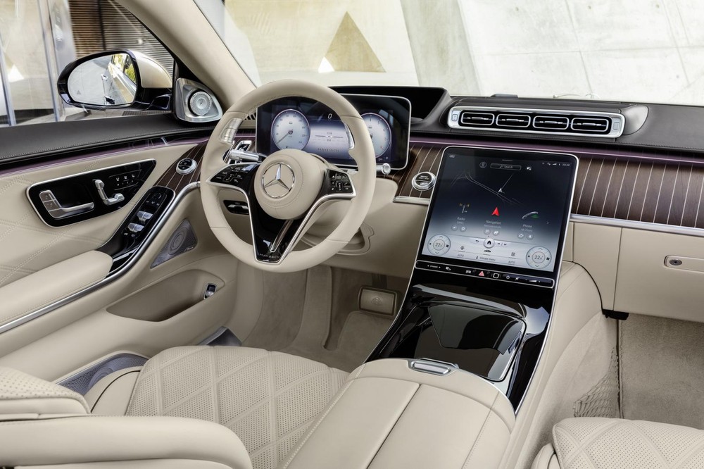 Khoang lái hiện đại, đẳng cấp của Mercedes-Maybach S680 2022 Khoang lái hiện đại, đẳng cấp của Mercedes-Maybach S680 2022