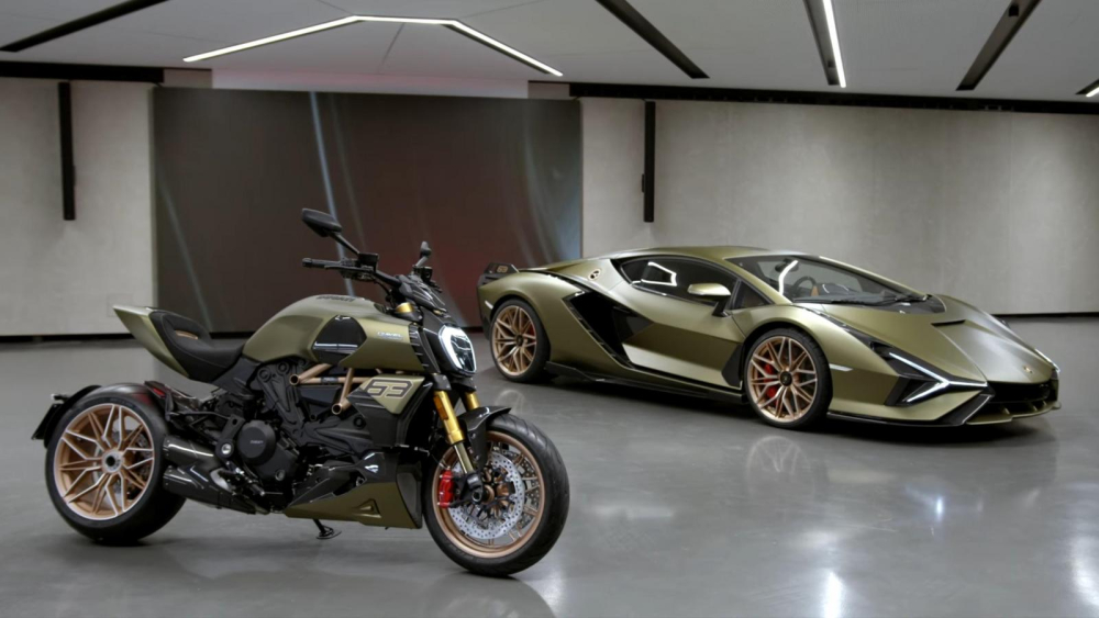 Ducati Diavel 1260 Lamborghini cùng siêu phẩm Lamborghini Sian FKP37 Ducati Diavel 1260 Lamborghini cùng siêu phẩm Lamborghini Sian FKP37