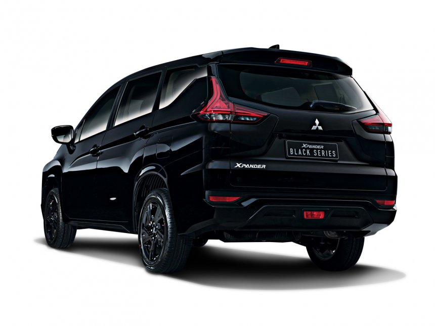 Mitsubishi Xpander Black Series dùng động cơ giống bản thường Mitsubishi Xpander Black Series dùng động cơ giống bản thường