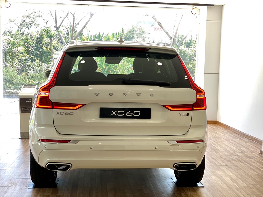 Tổng quan thiết kế đuôi xe Volvo XC60 Tổng quan thiết kế đuôi xe Volvo XC60