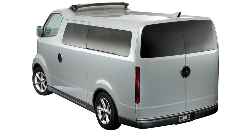 Phía sau của Toyota DMT Phía sau của Toyota DMT