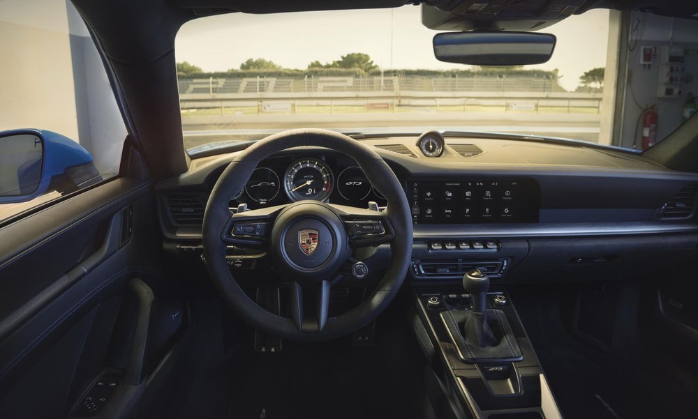 Porsche 911 GT3 2022 có nội công tăng 10 mã lực Porsche 911 GT3 2022 có nội công tăng 10 mã lực