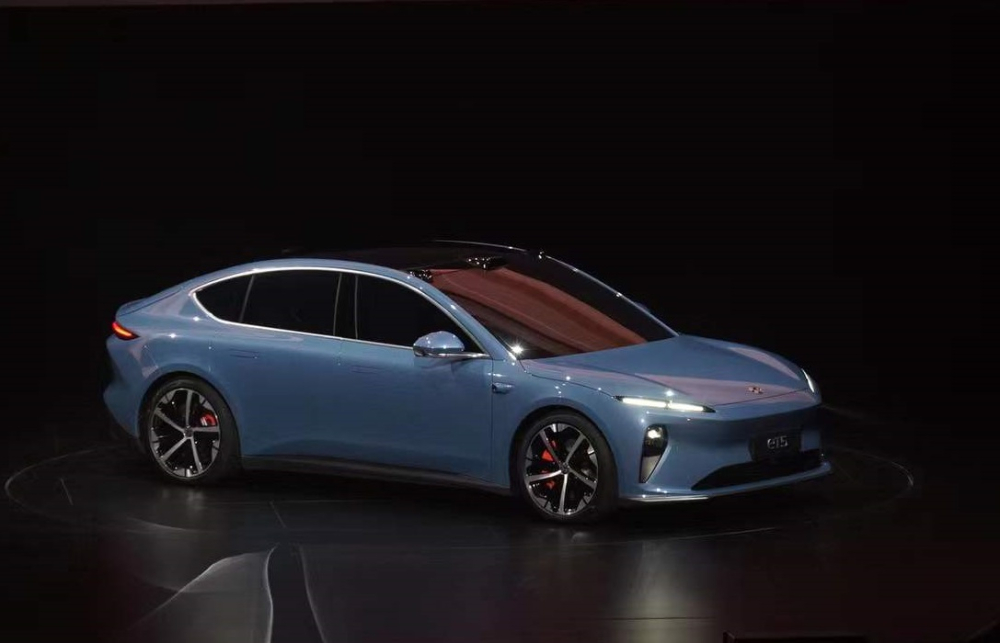 Nio ET5 2022 - đối thủ mới của Tesla Model 3, có thể chạy được hơn 1.000 km sau khi sạc pin Nio ET5 2022 - đối thủ mới của Tesla Model 3, có thể chạy được hơn 1.000 km sau khi sạc pin