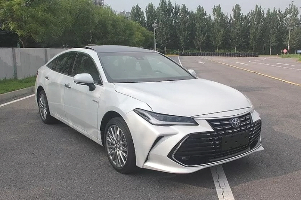 Toyota Avalon 2022 - sedan cỡ trung cao cấp hơn Camry - lộ diện với thiết kế nâng cấp nhẹ Toyota Avalon 2022 - sedan cỡ trung cao cấp hơn Camry - lộ diện với thiết kế nâng cấp nhẹ