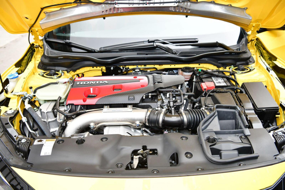 Cận cảnh khối động cơ xe Honda Civic Type R Limited Edition