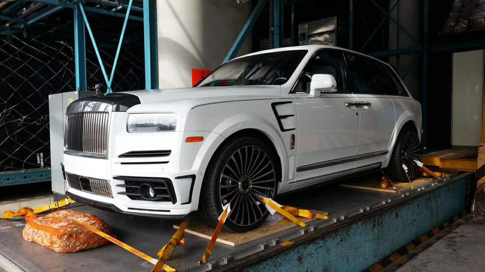 Ngoại thất chiếc xe Rolls-Royce Cullinan độ Mansory rất cá tính Ngoại thất chiếc xe Rolls-Royce Cullinan độ Mansory rất cá tính