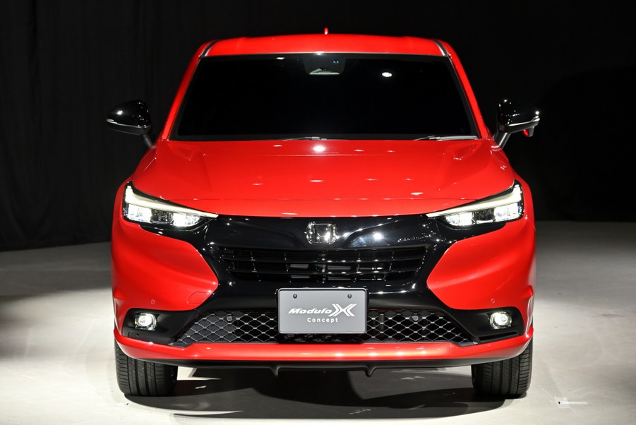 Cận cảnh thiết kế đầu xe của Honda HR-V e:HEV Modulo X