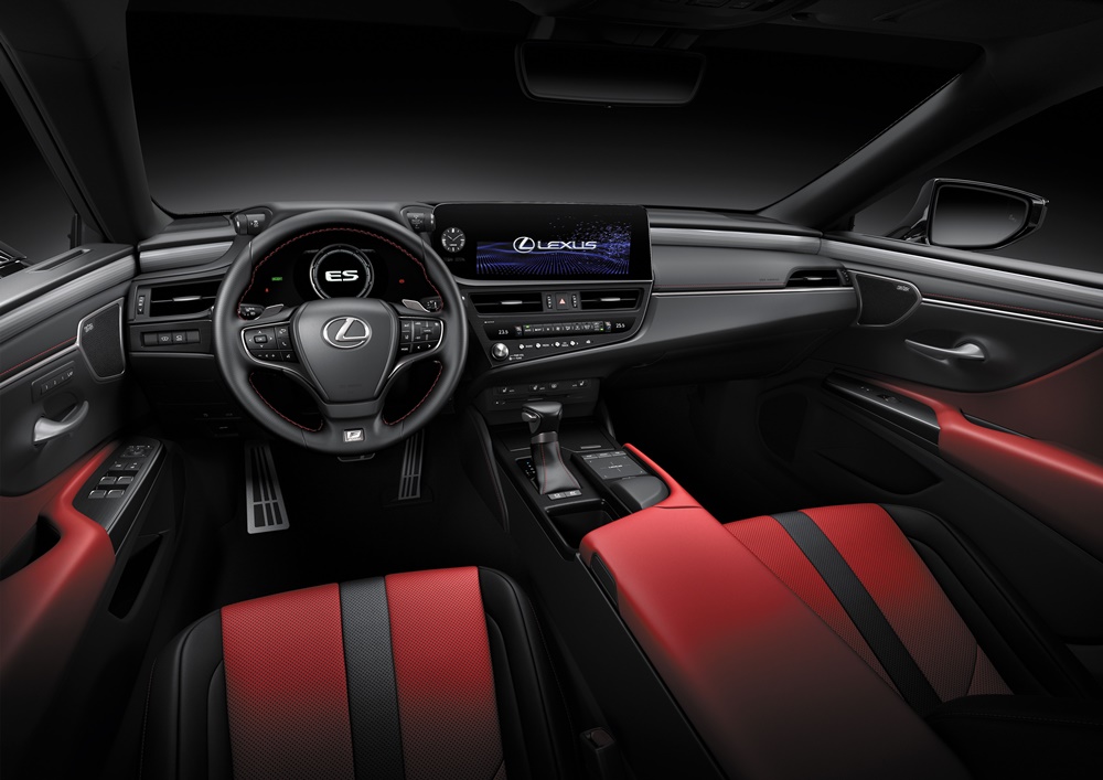 Khoang lái của Lexus ES 250 F Sport 2022