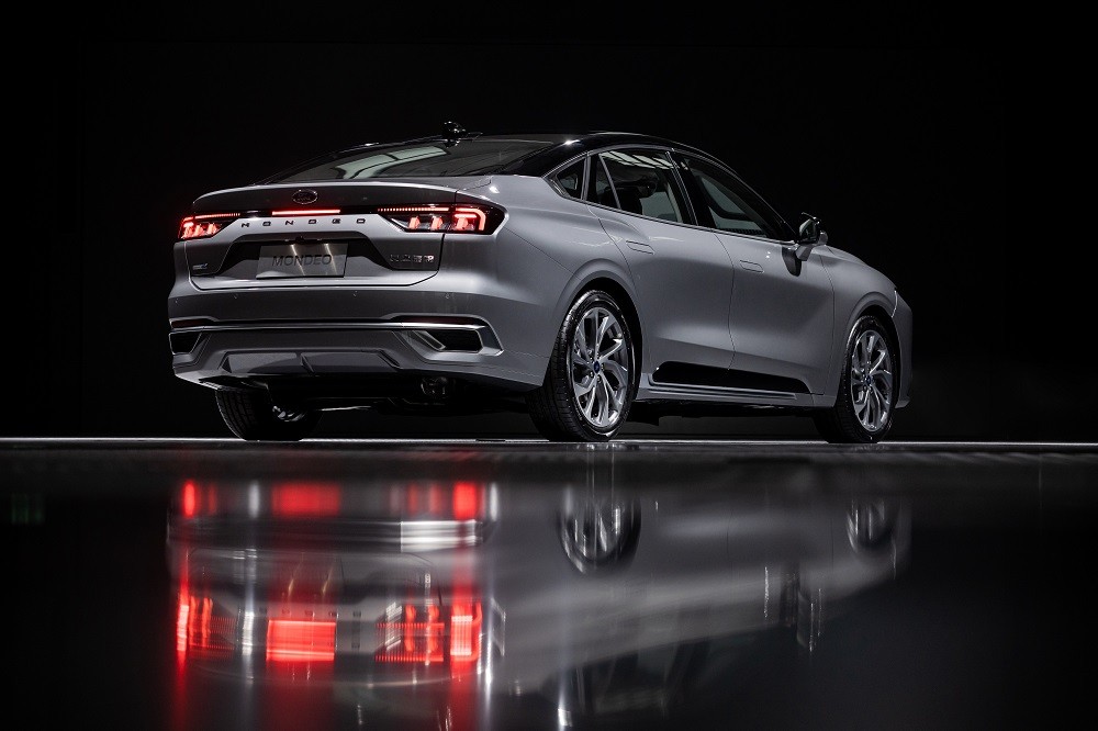 Ford Mondeo 2022 dự kiến dùng chung động cơ với Evos Ford Mondeo 2022 dự kiến dùng chung động cơ với Evos