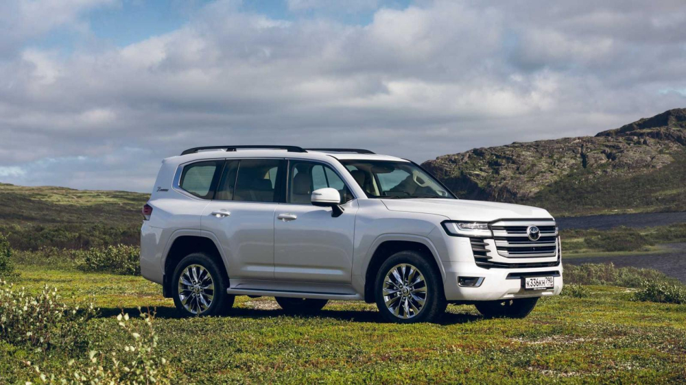Toyota xin lỗi vì khách đặt mua Land Cruiser 2022 sẽ phải chờ 4 năm mới được nhận xe