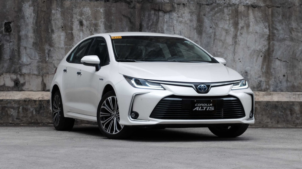 Rất có thể Toyota Corolla Altis 2022 sẽ được ra mắt Việt Nam trong tháng 3 tới đây, chưa rõ xe sẽ tiếp tục được lắp ráp trong nước hay chuyển sang nhập khẩu nguyên chiếc từ Thái Lan.