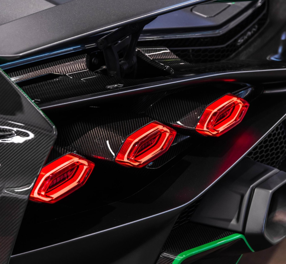 Hệ thống đèn hậu của xe Lamborghini Sian Hệ thống đèn hậu của xe Lamborghini Sian