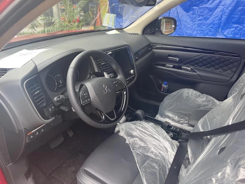 Nội thất của Mitsubishi Outlander 2022 được hé lộ. Nội thất của Mitsubishi Outlander 2022 được hé lộ.