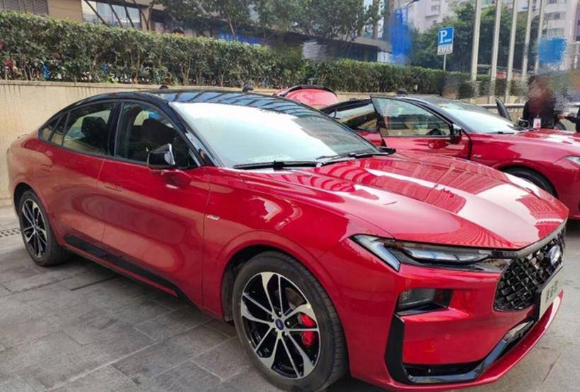 Ford Mondeo 2022 bản ST Line Ford Mondeo 2022 bản ST Line