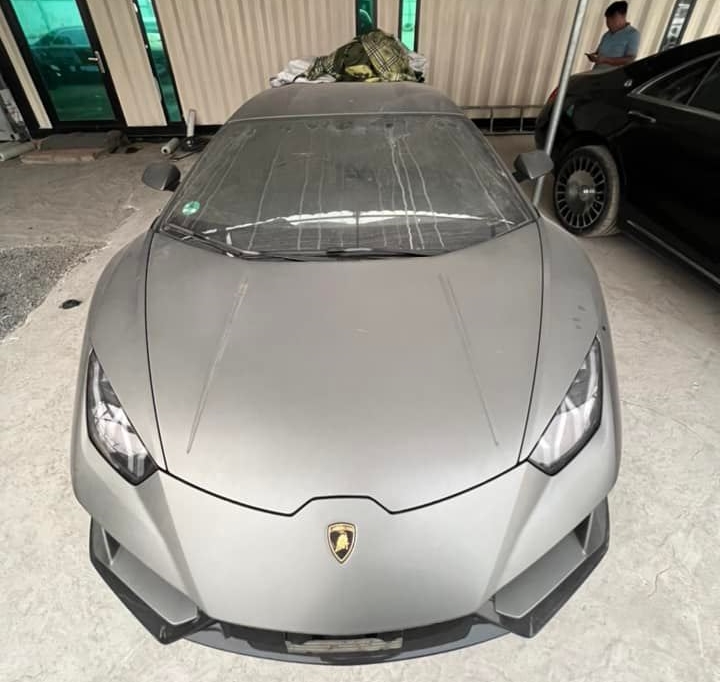 Cận cảnh siêu xe Lamborghini Huracan EVO độc nhất Việt Nam Cận cảnh siêu xe Lamborghini Huracan EVO độc nhất Việt Nam