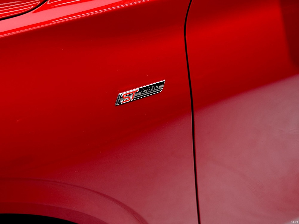 Logo ST Line của Ford Mondeo ST-Line Edition 2022 Logo ST Line của Ford Mondeo ST-Line Edition 2022