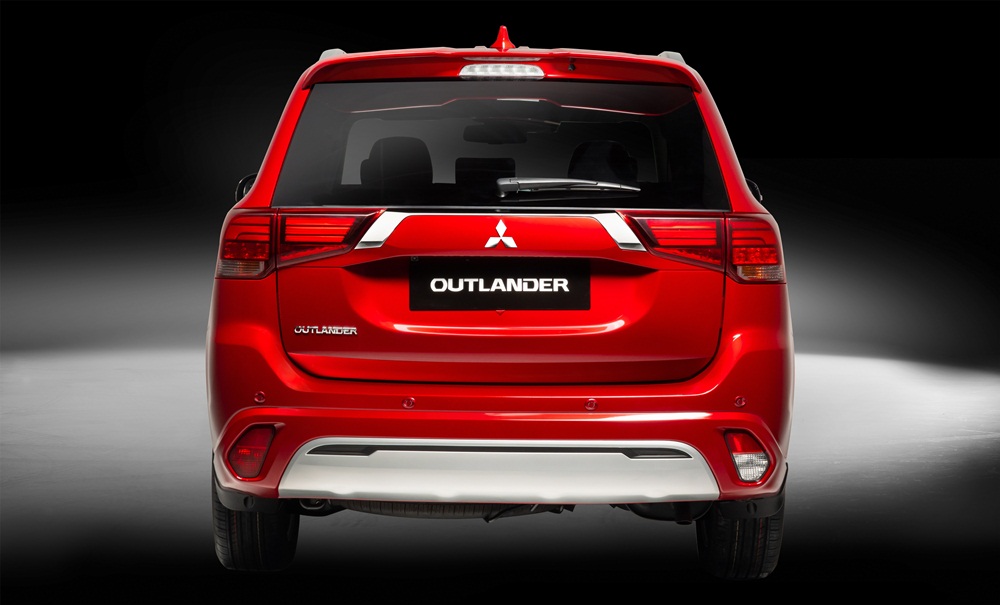 Đuôi xe Mitsubishi Outlander 2022.