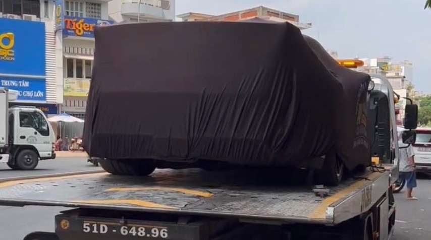 Hình ảnh chiếc xe thể thao Porsche 911 GT3 2022 dành cho các tay chơi tốc độ đã về đến Việt Nam thu hút sự quan tâm của cộng đồng mạng và các đại gia trong nước dù được trùm bạt cẩn thận nhưng không quá khó để nhận ra đây là 911 GT3 bản 992 Hình ảnh chiếc xe thể thao Porsche 911 GT3 2022 dành cho các tay chơi tốc độ đã về đến Việt Nam thu hút sự quan tâm của cộng đồng mạng và các đại gia trong nước dù được trùm bạt cẩn thận nhưng không quá khó để nhận ra đây là 911 GT3 bản 992