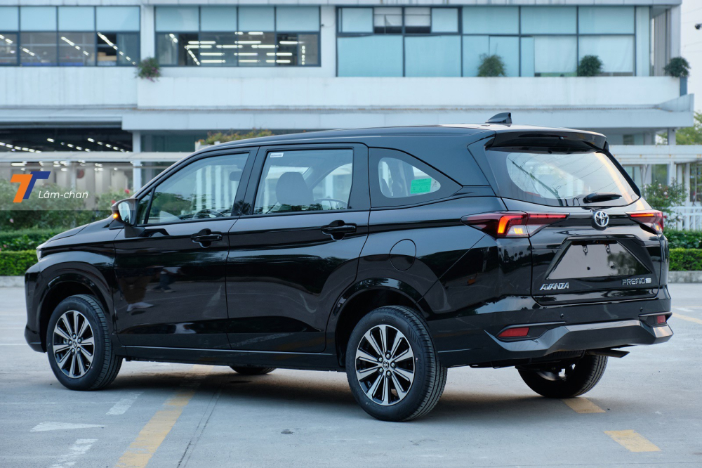 Thiết kế đuôi xe của Toyota Avanza Premio 2022. Thiết kế đuôi xe của Toyota Avanza Premio 2022.