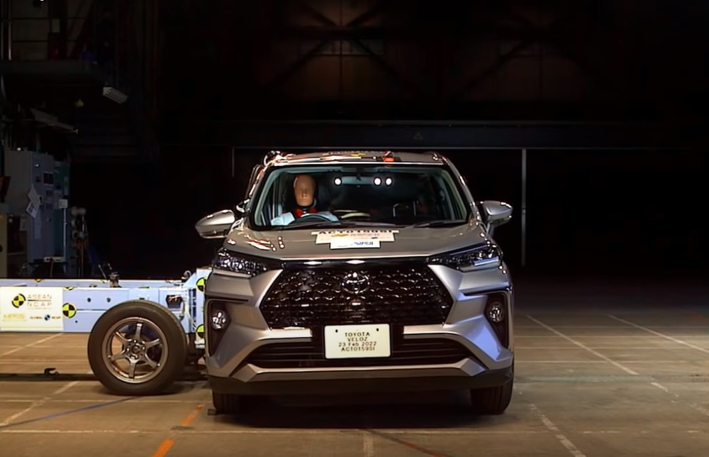 Toyota Veloz Cross 2022 mới ra mắt Việt Nam được ASEAN NCAP đánh giá an toàn ở mức cao nhất